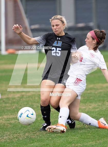 Thumbnail 1 in Lee [Robert E.] vs Alamo Heights (NEISD Soccer Showcase) photogallery.