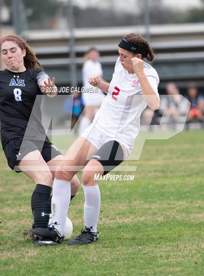 Thumbnail 3 in Lee [Robert E.] vs Alamo Heights (NEISD Soccer Showcase) photogallery.