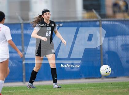 Thumbnail 2 in Lee [Robert E.] vs Alamo Heights (NEISD Soccer Showcase) photogallery.