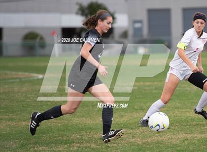 Thumbnail 1 in Lee [Robert E.] vs Alamo Heights (NEISD Soccer Showcase) photogallery.