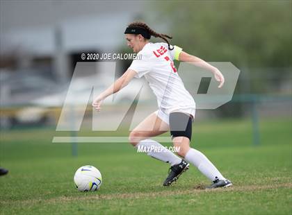 Thumbnail 1 in Lee [Robert E.] vs Alamo Heights (NEISD Soccer Showcase) photogallery.