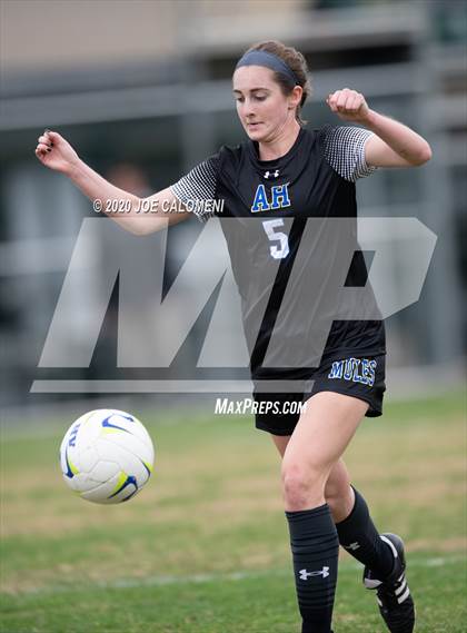 Thumbnail 3 in Lee [Robert E.] vs Alamo Heights (NEISD Soccer Showcase) photogallery.