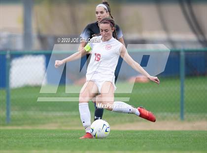 Thumbnail 2 in Lee [Robert E.] vs Alamo Heights (NEISD Soccer Showcase) photogallery.
