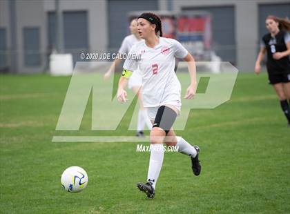 Thumbnail 3 in Lee [Robert E.] vs Alamo Heights (NEISD Soccer Showcase) photogallery.