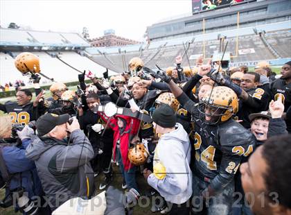Thumbnail 3 in Shelby vs. Southwest Onslow (NCHSAA 2A Final) photogallery.