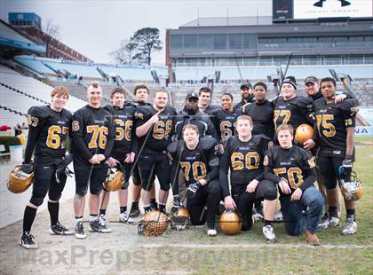Thumbnail 1 in Shelby vs. Southwest Onslow (NCHSAA 2A Final) photogallery.