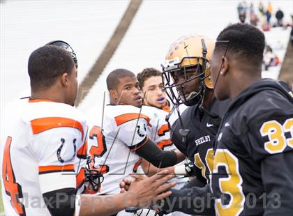 Thumbnail 2 in Shelby vs. Southwest Onslow (NCHSAA 2A Final) photogallery.