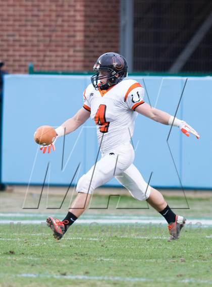 Thumbnail 2 in Shelby vs. Southwest Onslow (NCHSAA 2A Final) photogallery.