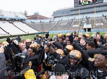 Thumbnail 1 in Shelby vs. Southwest Onslow (NCHSAA 2A Final) photogallery.
