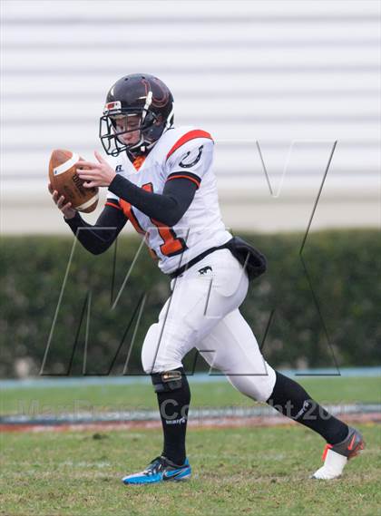 Thumbnail 2 in Shelby vs. Southwest Onslow (NCHSAA 2A Final) photogallery.