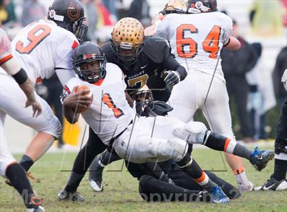 Thumbnail 2 in Shelby vs. Southwest Onslow (NCHSAA 2A Final) photogallery.