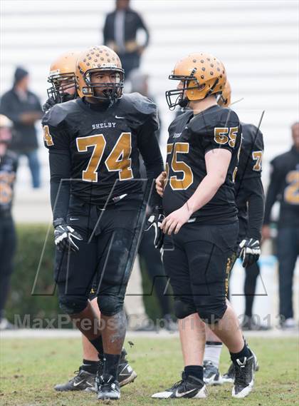 Thumbnail 3 in Shelby vs. Southwest Onslow (NCHSAA 2A Final) photogallery.