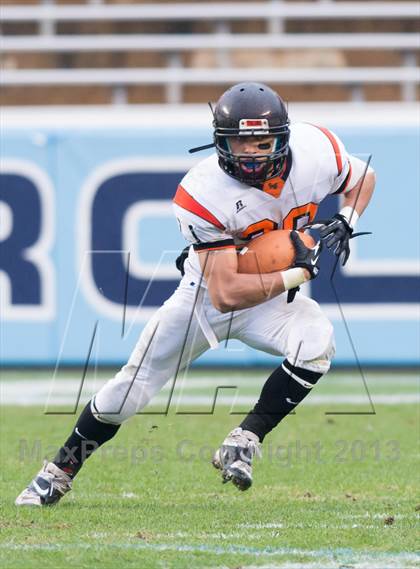 Thumbnail 2 in Shelby vs. Southwest Onslow (NCHSAA 2A Final) photogallery.