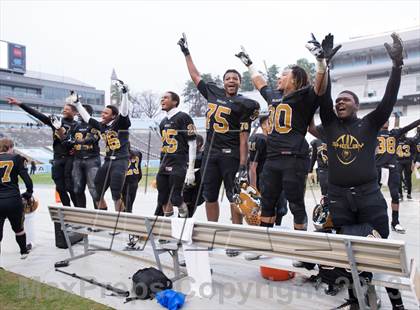 Thumbnail 1 in Shelby vs. Southwest Onslow (NCHSAA 2A Final) photogallery.