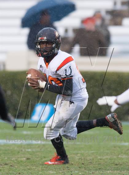 Thumbnail 1 in Shelby vs. Southwest Onslow (NCHSAA 2A Final) photogallery.
