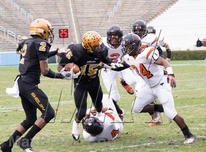 Thumbnail 1 in Shelby vs. Southwest Onslow (NCHSAA 2A Final) photogallery.