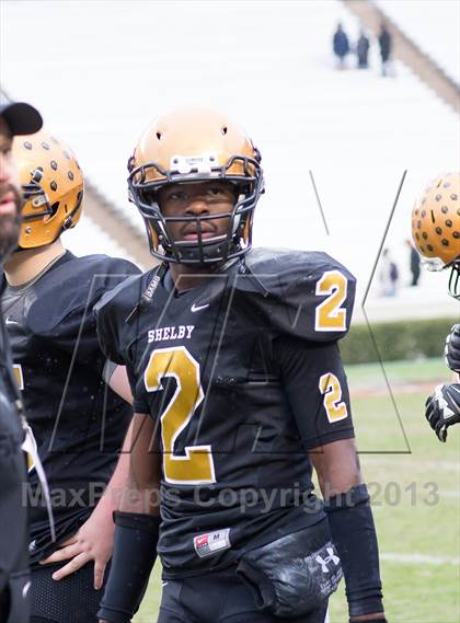 Thumbnail 1 in Shelby vs. Southwest Onslow (NCHSAA 2A Final) photogallery.