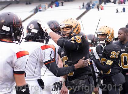 Thumbnail 2 in Shelby vs. Southwest Onslow (NCHSAA 2A Final) photogallery.