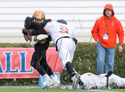 Thumbnail 3 in Shelby vs. Southwest Onslow (NCHSAA 2A Final) photogallery.