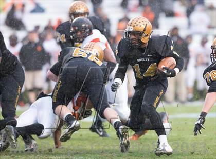 Thumbnail 3 in Shelby vs. Southwest Onslow (NCHSAA 2A Final) photogallery.