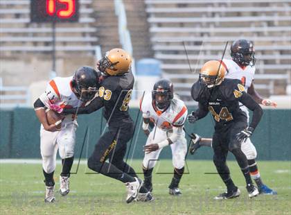 Thumbnail 2 in Shelby vs. Southwest Onslow (NCHSAA 2A Final) photogallery.