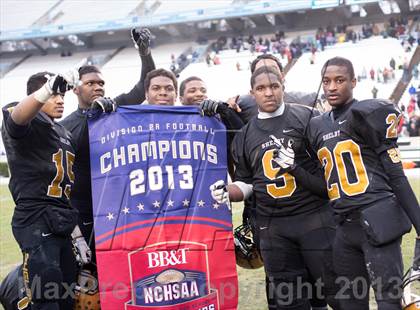 Thumbnail 2 in Shelby vs. Southwest Onslow (NCHSAA 2A Final) photogallery.