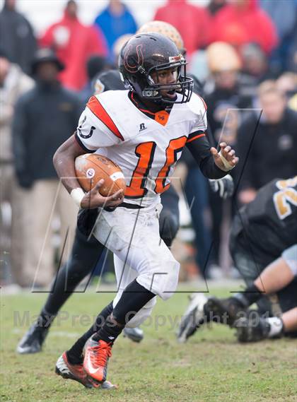 Thumbnail 2 in Shelby vs. Southwest Onslow (NCHSAA 2A Final) photogallery.