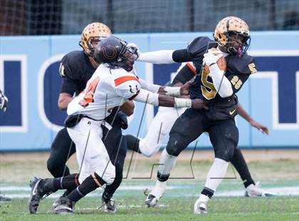 Thumbnail 3 in Shelby vs. Southwest Onslow (NCHSAA 2A Final) photogallery.