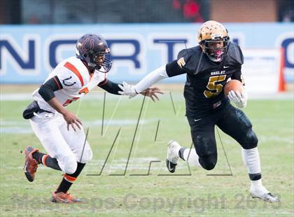 Thumbnail 2 in Shelby vs. Southwest Onslow (NCHSAA 2A Final) photogallery.