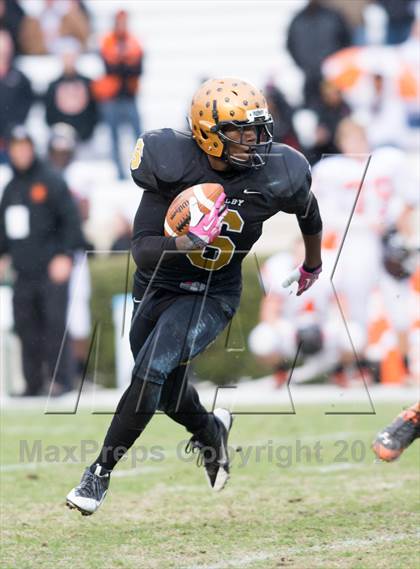 Thumbnail 3 in Shelby vs. Southwest Onslow (NCHSAA 2A Final) photogallery.
