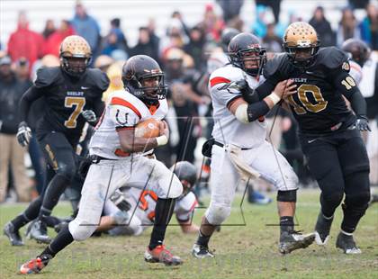 Thumbnail 3 in Shelby vs. Southwest Onslow (NCHSAA 2A Final) photogallery.