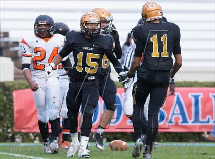 Thumbnail 2 in Shelby vs. Southwest Onslow (NCHSAA 2A Final) photogallery.