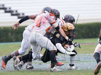 Thumbnail 2 in Shelby vs. Southwest Onslow (NCHSAA 2A Final) photogallery.