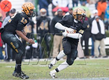 Thumbnail 2 in Shelby vs. Southwest Onslow (NCHSAA 2A Final) photogallery.