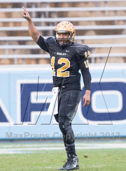 Thumbnail 3 in Shelby vs. Southwest Onslow (NCHSAA 2A Final) photogallery.