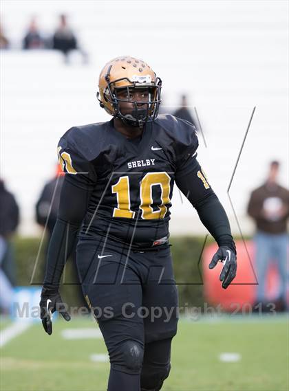 Thumbnail 1 in Shelby vs. Southwest Onslow (NCHSAA 2A Final) photogallery.