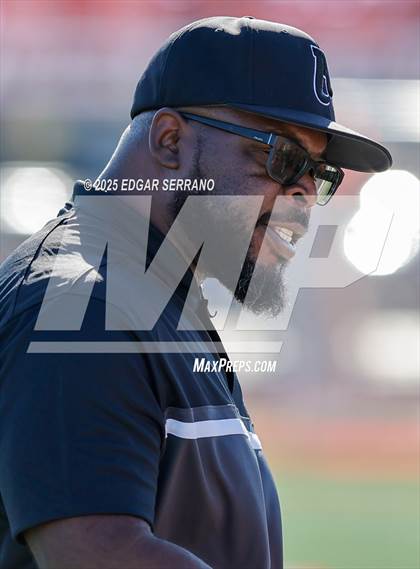 Thumbnail 3 in JV: La Habra @ Ayala photogallery.