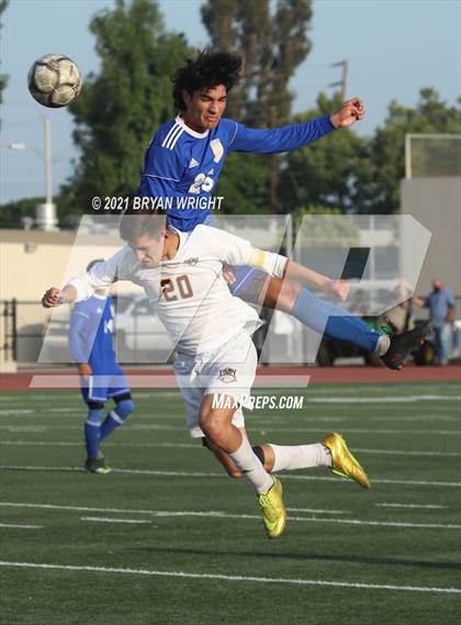 Thumbnail 3 in Tulare Union @ Valencia (CIF Southern Regional D2 Quarterfinal) photogallery.
