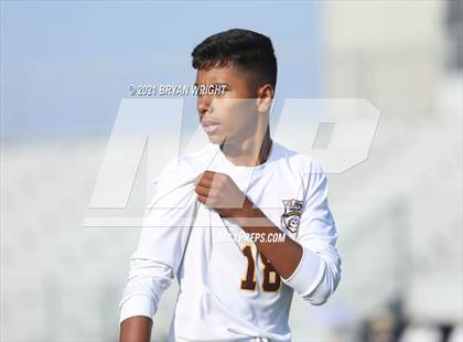 Thumbnail 1 in Tulare Union @ Valencia (CIF Southern Regional D2 Quarterfinal) photogallery.