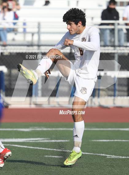 Thumbnail 3 in Tulare Union @ Valencia (CIF Southern Regional D2 Quarterfinal) photogallery.