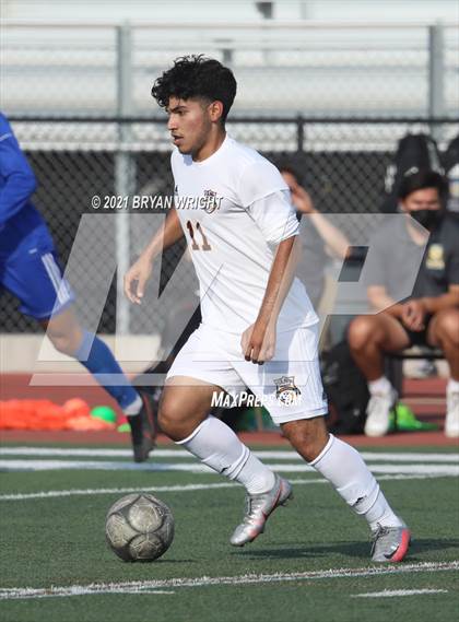 Thumbnail 3 in Tulare Union @ Valencia (CIF Southern Regional D2 Quarterfinal) photogallery.