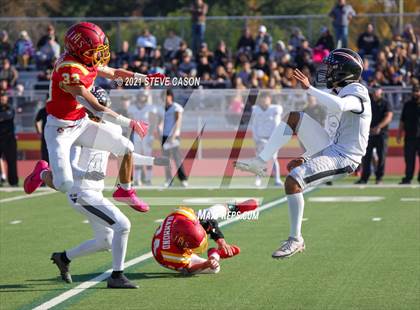 Thumbnail 3 in Del Oro @ Jesuit (CIF SJS D1 Quarterfinal Playoff) photogallery.