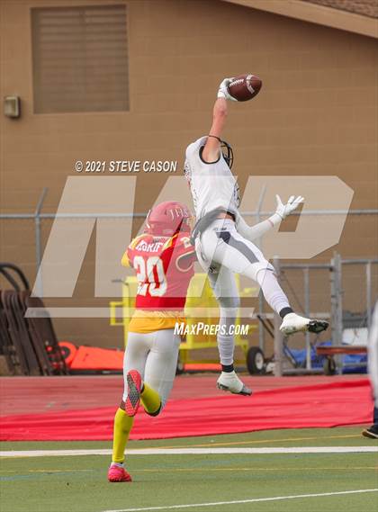 Thumbnail 1 in Del Oro @ Jesuit (CIF SJS D1 Quarterfinal Playoff) photogallery.
