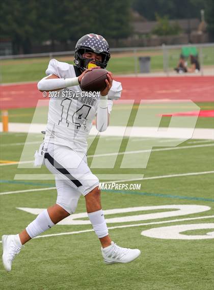 Thumbnail 2 in Del Oro @ Jesuit (CIF SJS D1 Quarterfinal Playoff) photogallery.