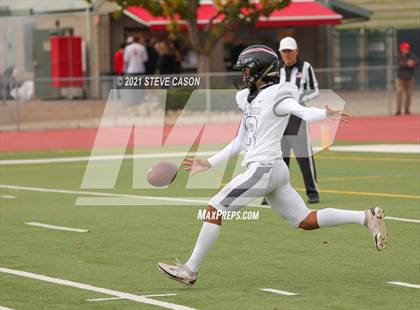 Thumbnail 3 in Del Oro @ Jesuit (CIF SJS D1 Quarterfinal Playoff) photogallery.