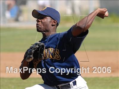 Thumbnail 3 in Bonita Vista vs. University City (Lions Invitational AAAAA Division Semifinal) photogallery.