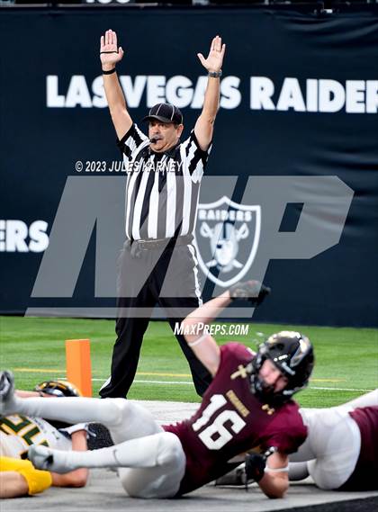 Thumbnail 3 in Bishop Manogue vs Faith Lutheran (NIAA 5A Div. II State Final) photogallery.