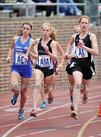 Thumbnail 1 in Penn Relays (4x800 Heats - Event 103) photogallery.
