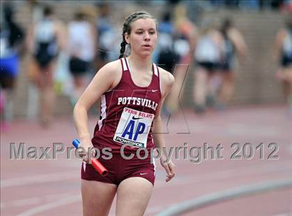 Thumbnail 3 in Penn Relays (4x800 Heats - Event 103) photogallery.