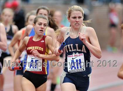 Thumbnail 3 in Penn Relays (4x800 Heats - Event 103) photogallery.